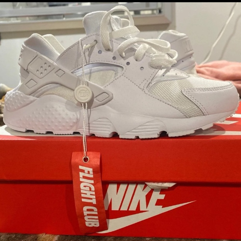 Pair of White Nike Huaraches Size 6.5Y.